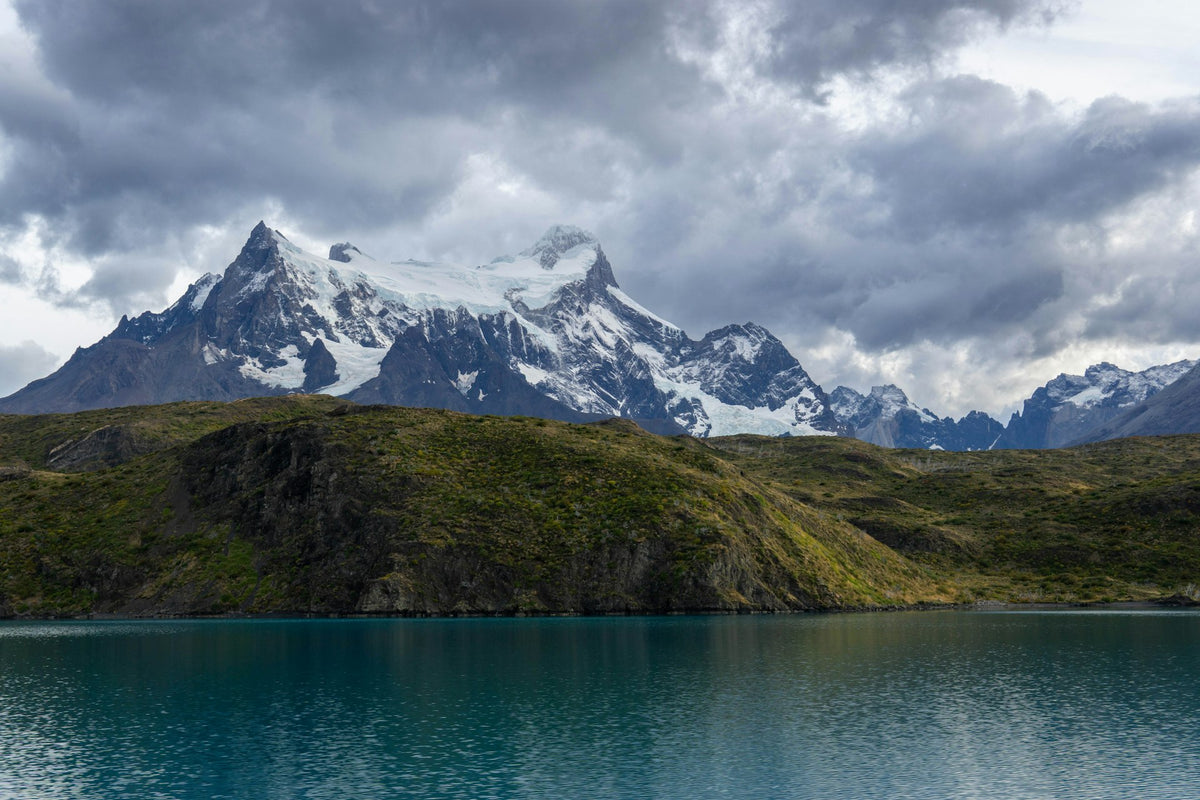 lake-mountains-patagonia.jpg
