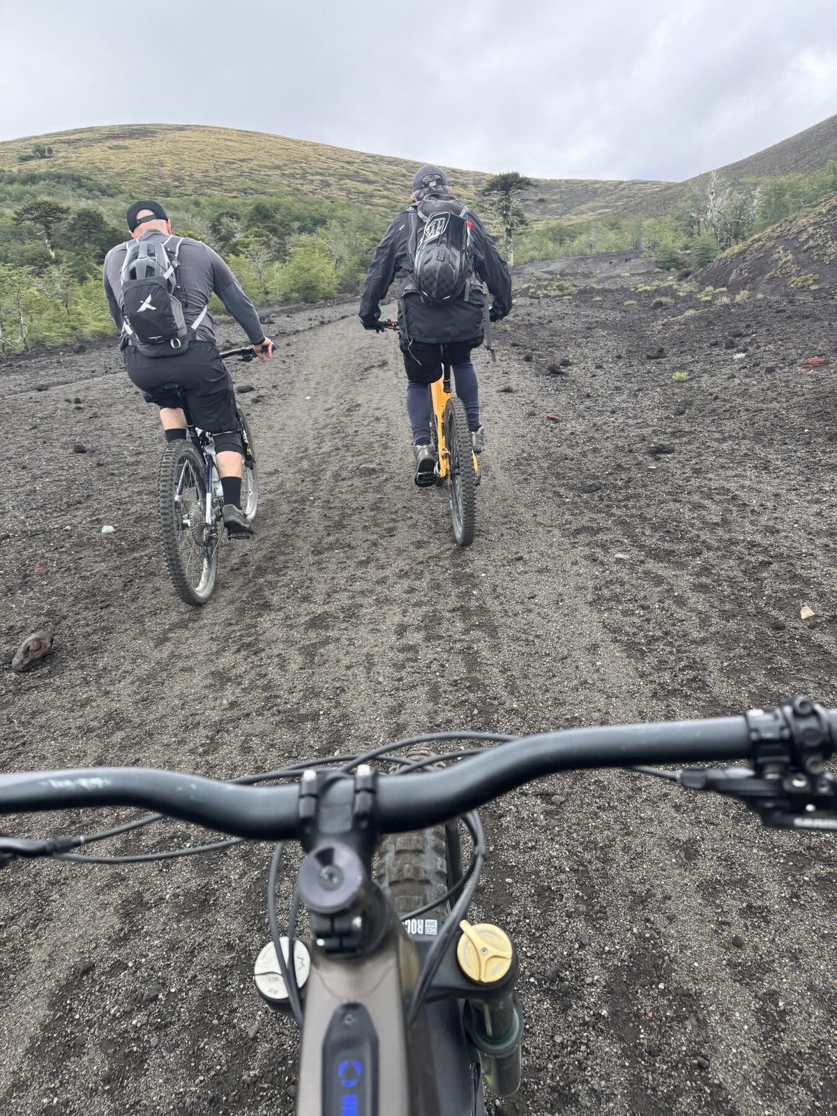 The Red Outdoor — Pucon e-bike